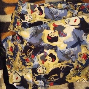 Snow White LuLaRoe leggings TC2